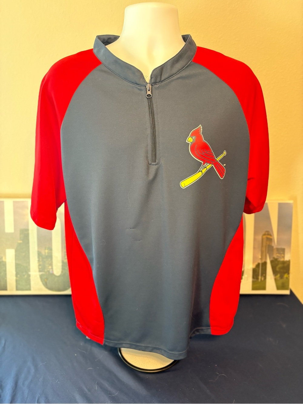 Short-Sleeve Gray & Red Baseball Pullover with Cardinal Logo